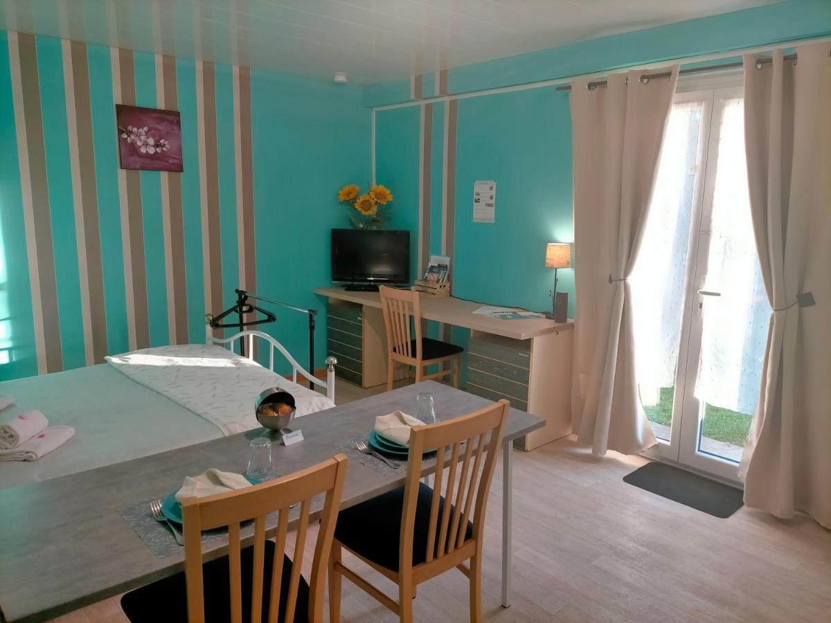 Studio " Tournesol " Au Coeur Du Berry Les Bordes Luaran gambar